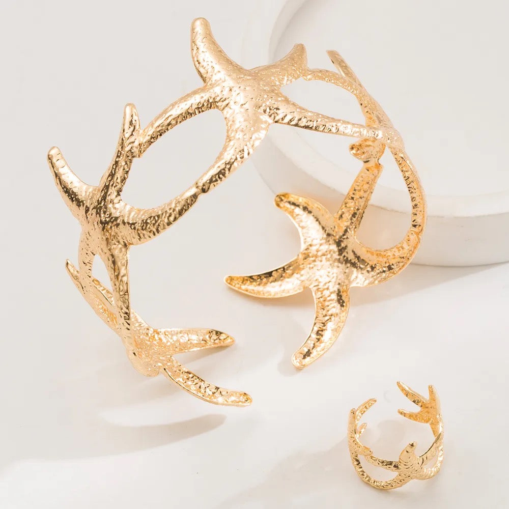 Ocean's Elegance - 14k Gold Plated Gold Bracelet & Ring Set - Alies Bling Bar