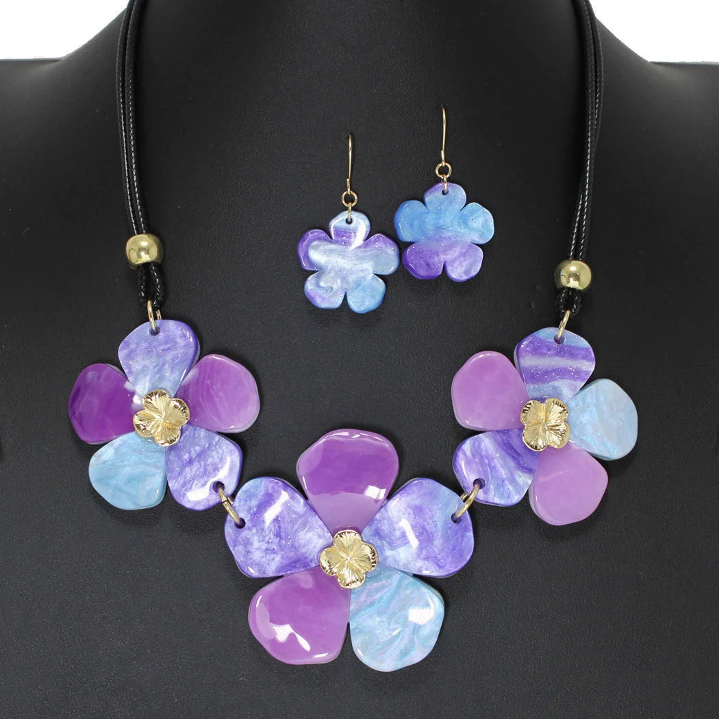 PREORDER - Petal Play - Purple Necklace