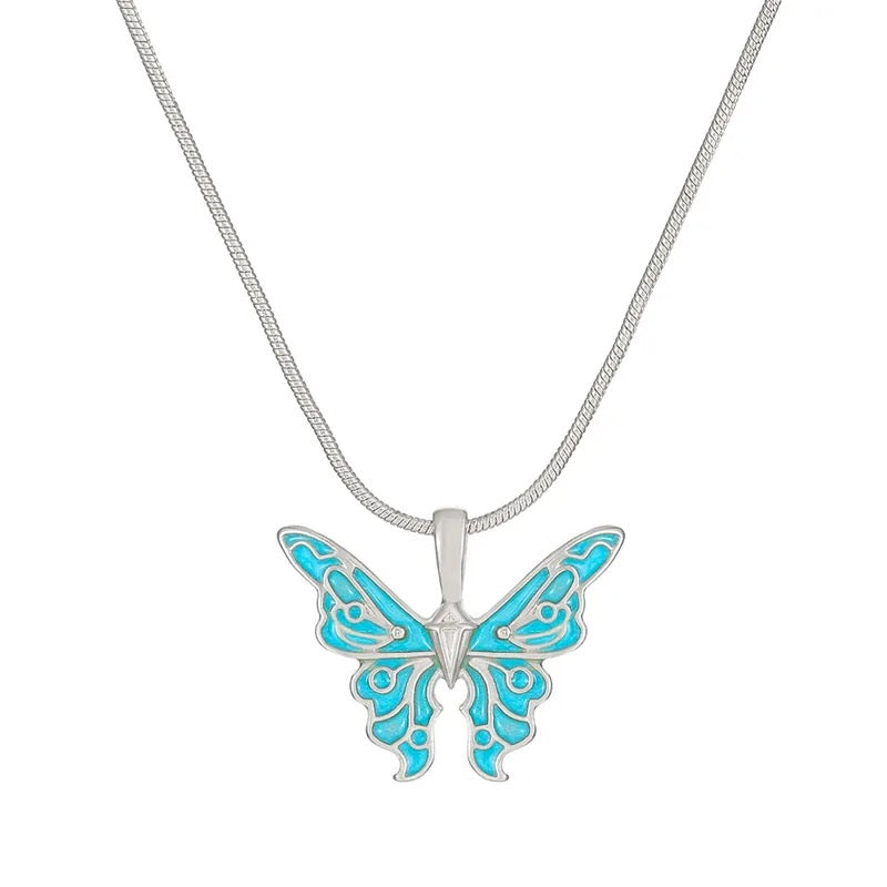 Chasing Dreams - Silver/Blue Necklace - Alies Bling Bar