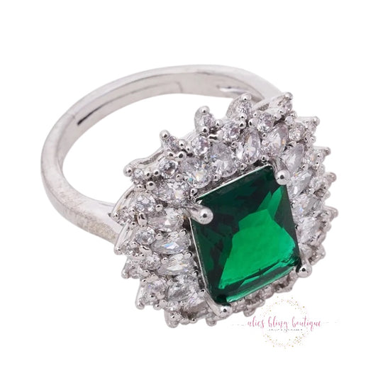 Sparkling Indepence - Green Ring - Alies Bling Bar