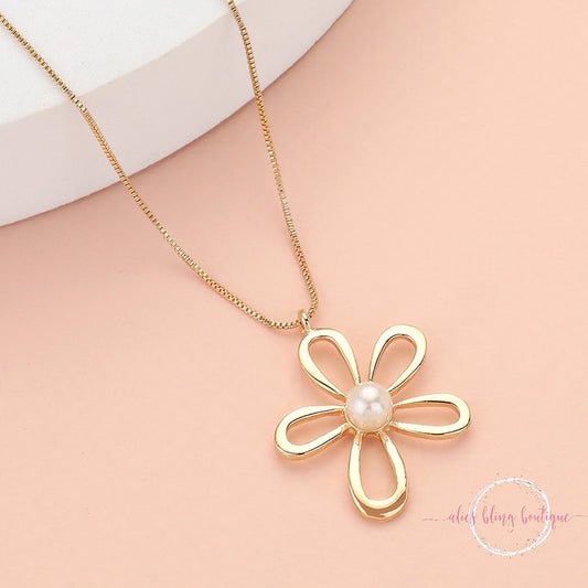 Petal & Pearl - Gold Necklace - Wow Wed - Alies Bling Bar
